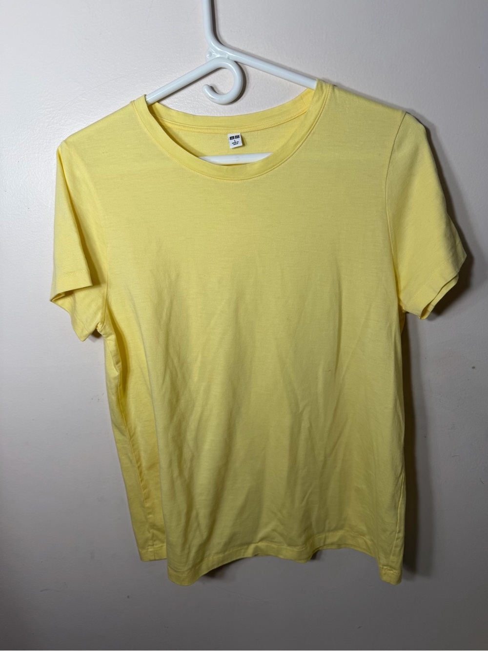 Women’s Yellow Crew Neck T-Shirt - Lightweight Basic